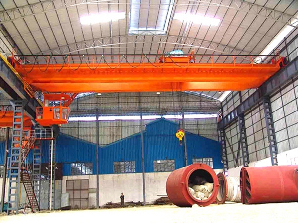 双梁起重机的大车行走机构如何规避啃轨故障